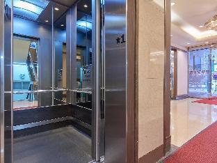 Y Hotel Taipei Esterno foto